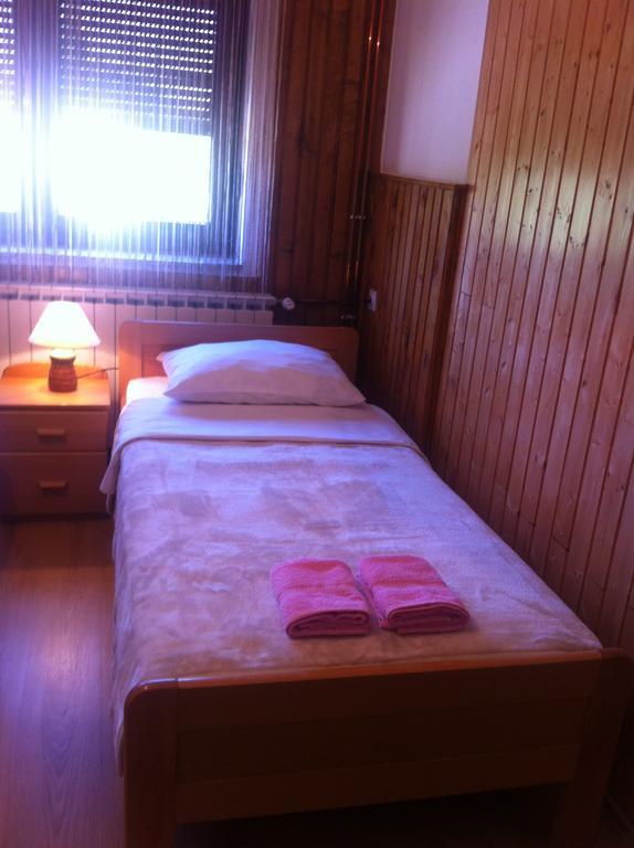 Hotel House Pribic à Vrelo Koreničko Chambre photo