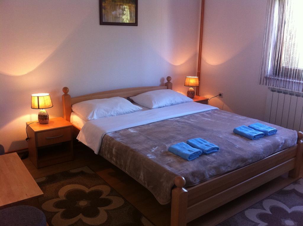 Hotel House Pribic à Vrelo Koreničko Chambre photo